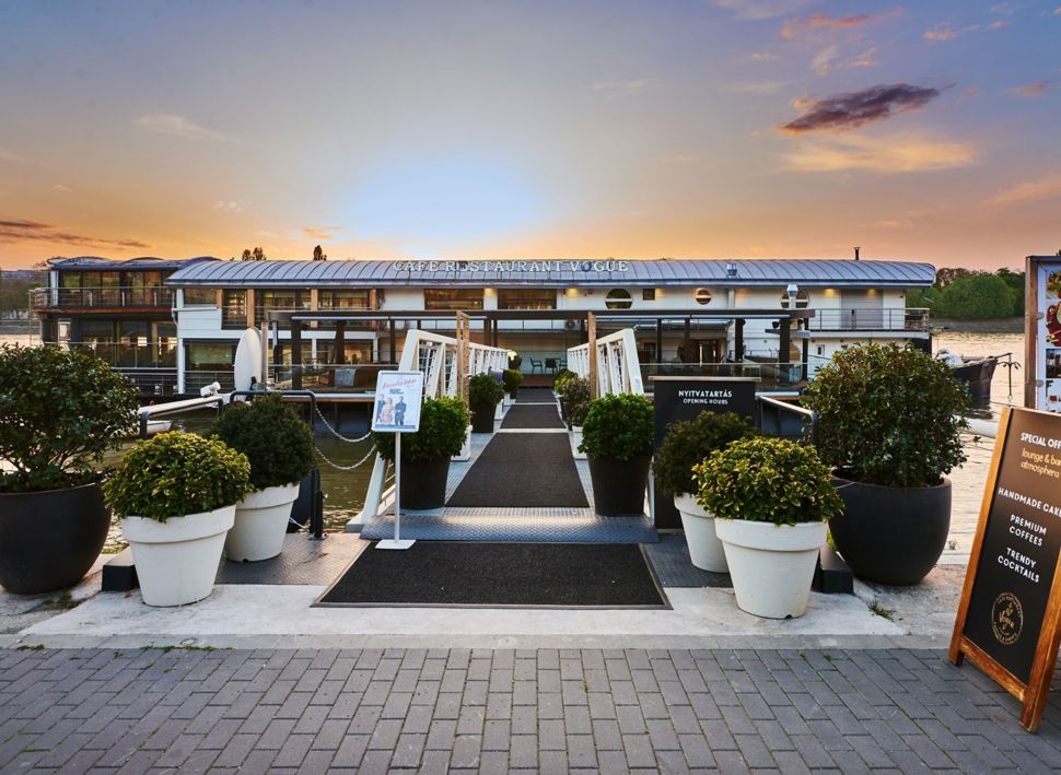 Firmatur til Budapest - Vogue Boat - med Balslev