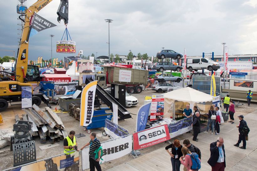 Messereiser - Balslev skreddersyr, Messereise til IFAT
